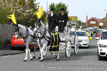 Hundreds line the streets to pay their respects to Suzanne Shipley - Warrington Guardian