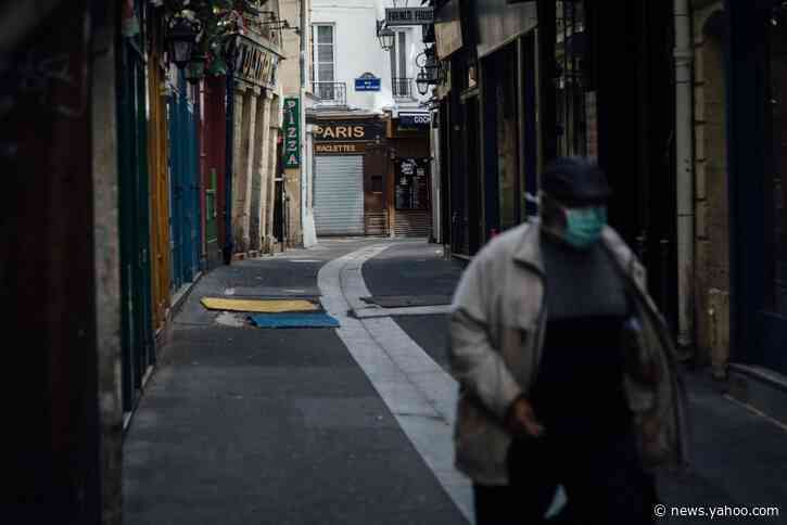 EU Eyes $2.2 Trillion Plan as ECB Accepts Some Junk-Rated Bonds