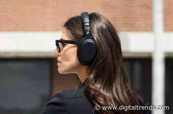 Cheap Headphones: Up to $200 off Sennheiser Momentum and PXC 550-II