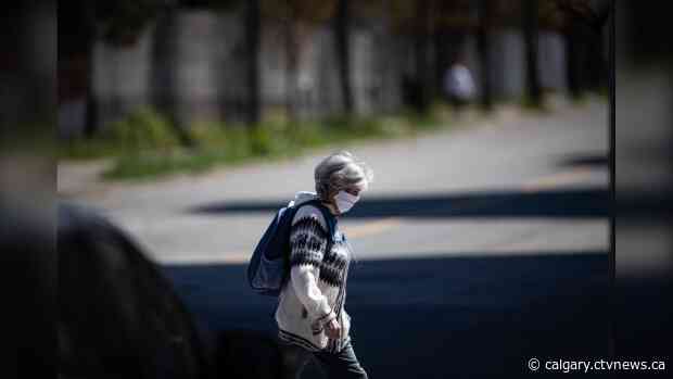 Easing COVID-19 restrictions presents challenges between provinces: experts