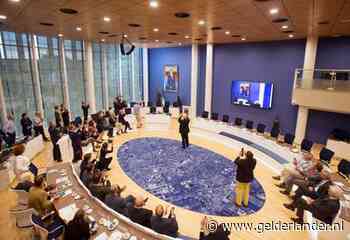 Veenendaalse raad fluit college terug: toch plaquette in gemeentehuis voor twee in oorlog gestorven raadsleden