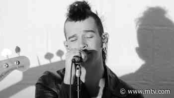 The 1975’s New Song Is Literally A Brief Inquiry Into An Online Relationship