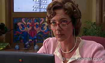 Allison Janney forgets her 'iconic' role in 10 Things I Hate About You