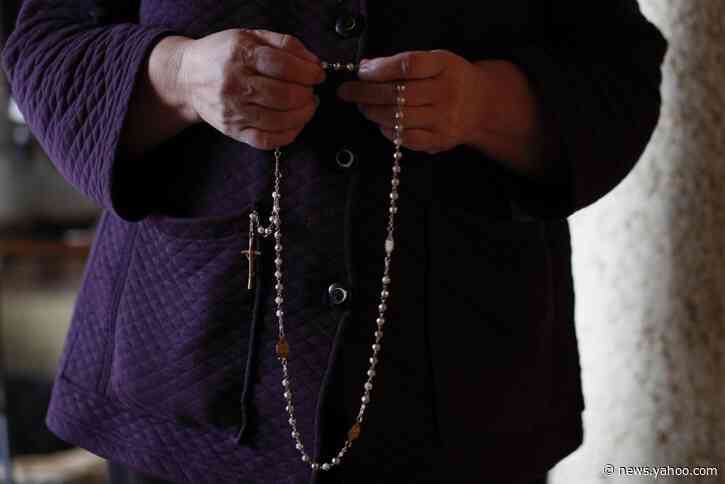 Mexico family hurt by no funeral for father dead of COVID-19