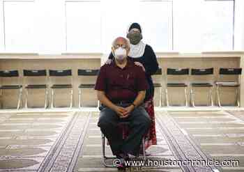 Ramadan is 'a month of sharing' for Houston Muslims. What does that mean in the coronavirus era? - Houston Chronicle