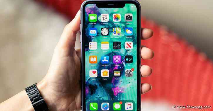 A new iOS text bug is again crashing iPhones