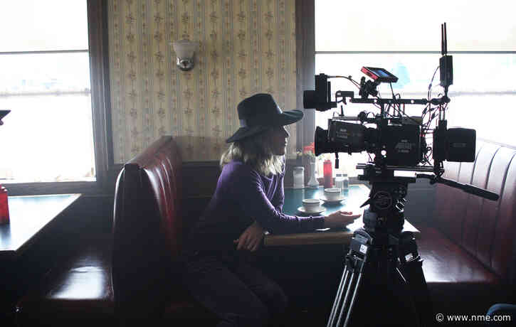 ‘Stardust’: Johnny Flynn releases first original song from upcoming David Bowie biopic