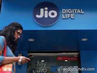 Jio-Facebook Deal Portends a Bruising Time for Paytm