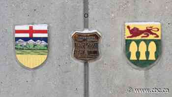 Open to the east, closed to the west: COVID-19's latest quandary for Alberta's boundary city