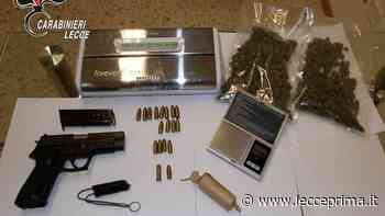 Preso dopo la perquisizione: in casa un etto di “erba”, pistole, munizioni e un grosso petardo - LeccePrima