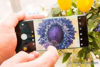 First Look: Motorola Edge and Edge Plus have all the 5G specs video     - CNET