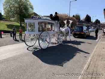 Hundreds line colourful funeral route for karaoke queen Diane