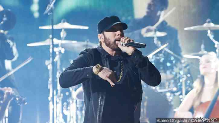 Eminem donates ‘Mom’s Spaghetti’ to health workers in Detroit