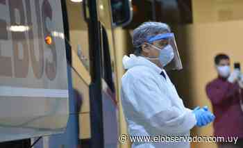 Con estrictas medidas sanitarias, 160 uruguayos llegaron a Montevideo desde Buenos Aires - El Observador