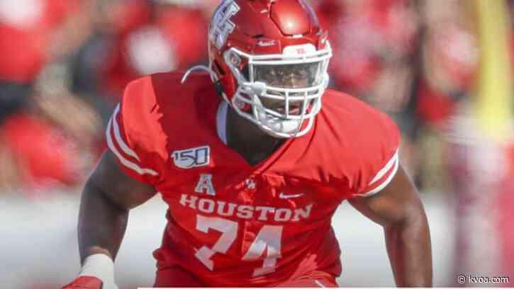 Cardinals take OT Jones in third round to protect Murray