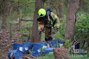 Vaten met vermoedelijk drugsafval aangetroffen in Lunteren
