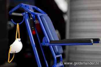 Apeldoorner (57) opgepakt voor verkoop 15.000 gebrekkige mondkapjes: zorgcentra de dupe