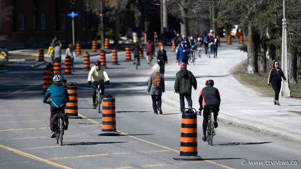 'Herd immunity': Why this risky goal isn't practical for COVID-19