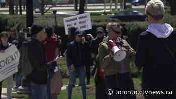 'A bunch of yahoos,' Ford says of people protesting COVID-19 emergency measures