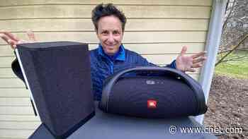 JBL Boombox 2 vs. UE Hyperboom: Battle of the portable Bluetooth beasts video     - CNET