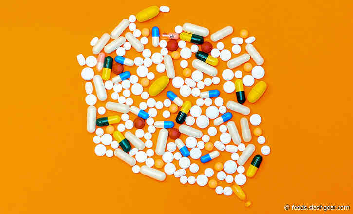 FDA issues blunt malaria drug warning after deaths in coronavirus trial