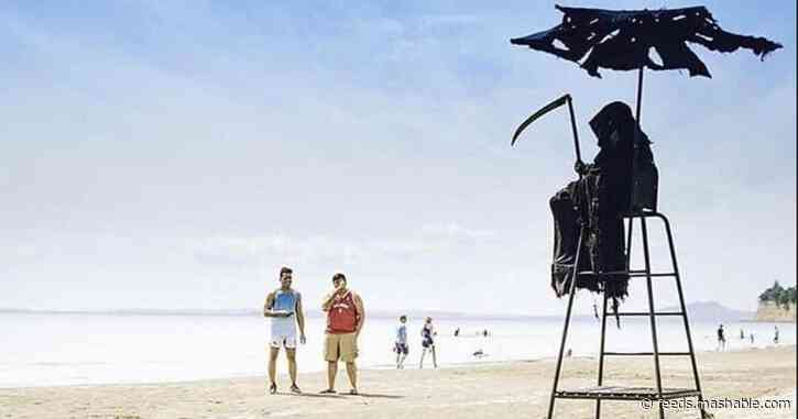 Man dressed as grim reaper to visit Florida beaches that reopen too early