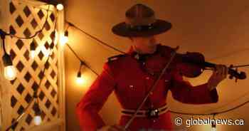 Saskatchewan Mountie plays violin tribute to those killed in Nova Scotia