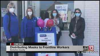 Berkshire Medical Center nurses give out masks to colleagues - WNYT