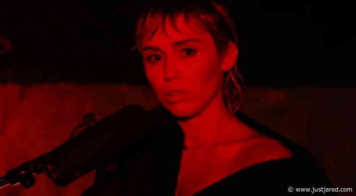 Miley Cyrus Covers Pink Floyd's 'Wish You Were Here' on 'Saturday Night Live' - Watch!