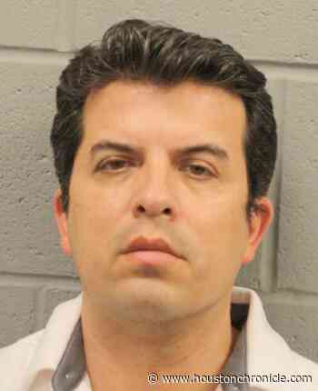Veteran Houston police officer charged with indecency with a child - Houston Chronicle