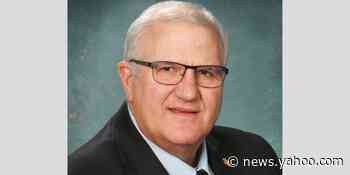 Lawmaker apologizes for face mask that looks like Confederate flag