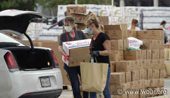 San Antonio Food Bank Gets 'Halftime Coaching' From Spurs' Gregg Popovich - WBUR