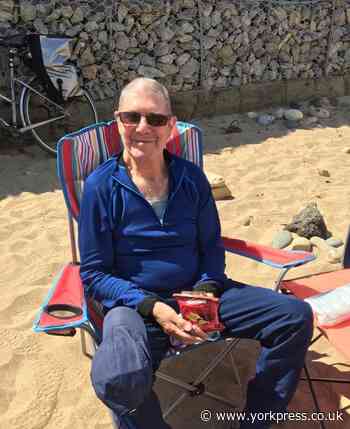 Former Huntington deputy head teacher inspires 'virtual marathon'