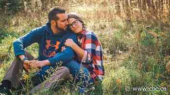 Despite cancer and COVID-19, Ottawa couple forges ahead with wedding - CBC.ca