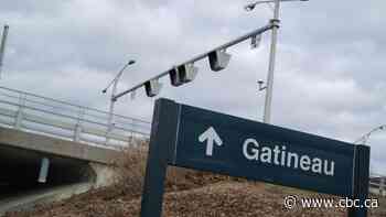 Gatineau could slow reopening to match Ottawa, mayor says - CBC.ca