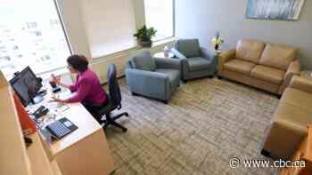 50% of Canadians say their mental health is worsening as pandemic continues, survey finds