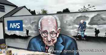 Tamworth's tribute to hero Captain Tom Moore