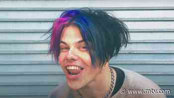 Yungblud Is The Happiest Sandwich Maker Ever In ‘Weird!’