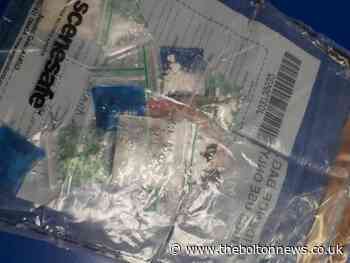 10 snapbags of cocaine found after car stopped in Farnworth