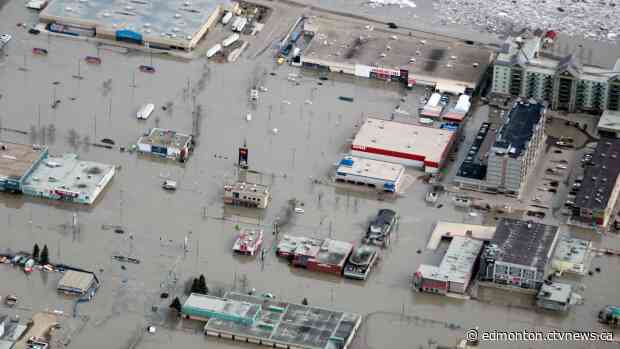Mandatory evacuation order issued for all of downtown Fort McMurray