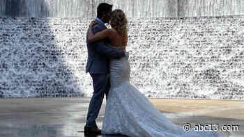 Houston couple did not let COVID-19 ruin their wedding - KTRK-TV