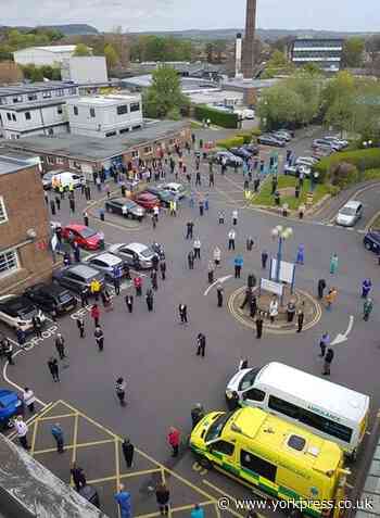 CORONAVIRUS: Minute's silence held for fallen NHS workers