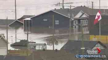 Flooding in Fort McMurray forces 12,000 people to evacuate
