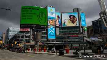 Toronto reports 305 deaths of COVID-19 with 319 in hospital