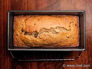 Upgrade your banana bread with mix-ins you already have in your pantry     - CNET