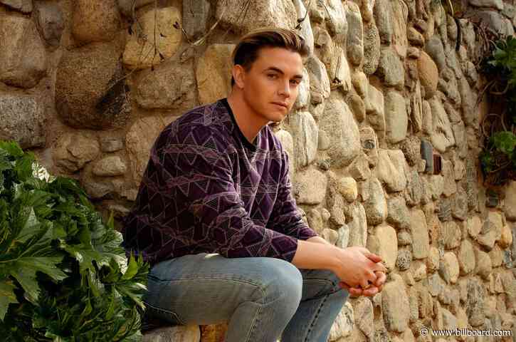 Jesse McCartney Throws It Back to ‘Beautiful Soul’ & ‘Leavin” for Billboard Live At-Home Concert
