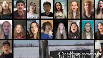 Sask. town's high school choir finds way to join together in song during pandemic
