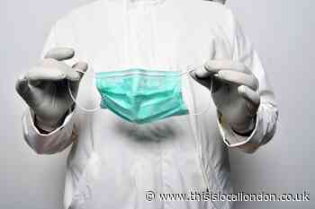 Face masks: What is the advice on wearing them in the UK?
