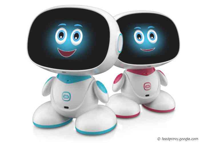 Misa family robotic personal assistant hits Indiegogo from $349