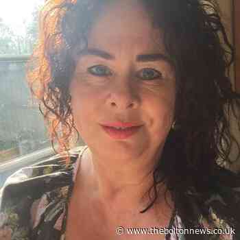 Woman will sit in swimsuit in TUI window over refund - and what are rights